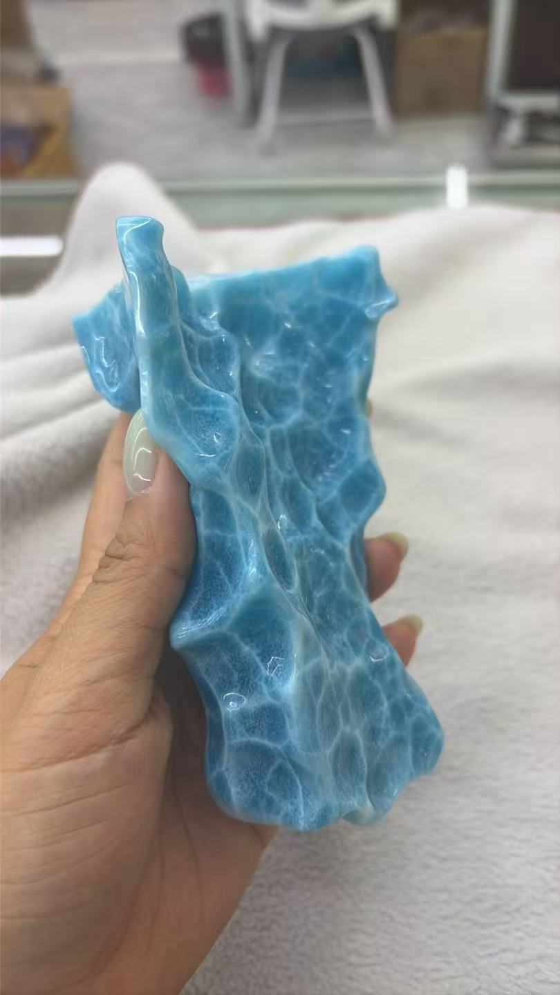 amigo larimar claiming basket